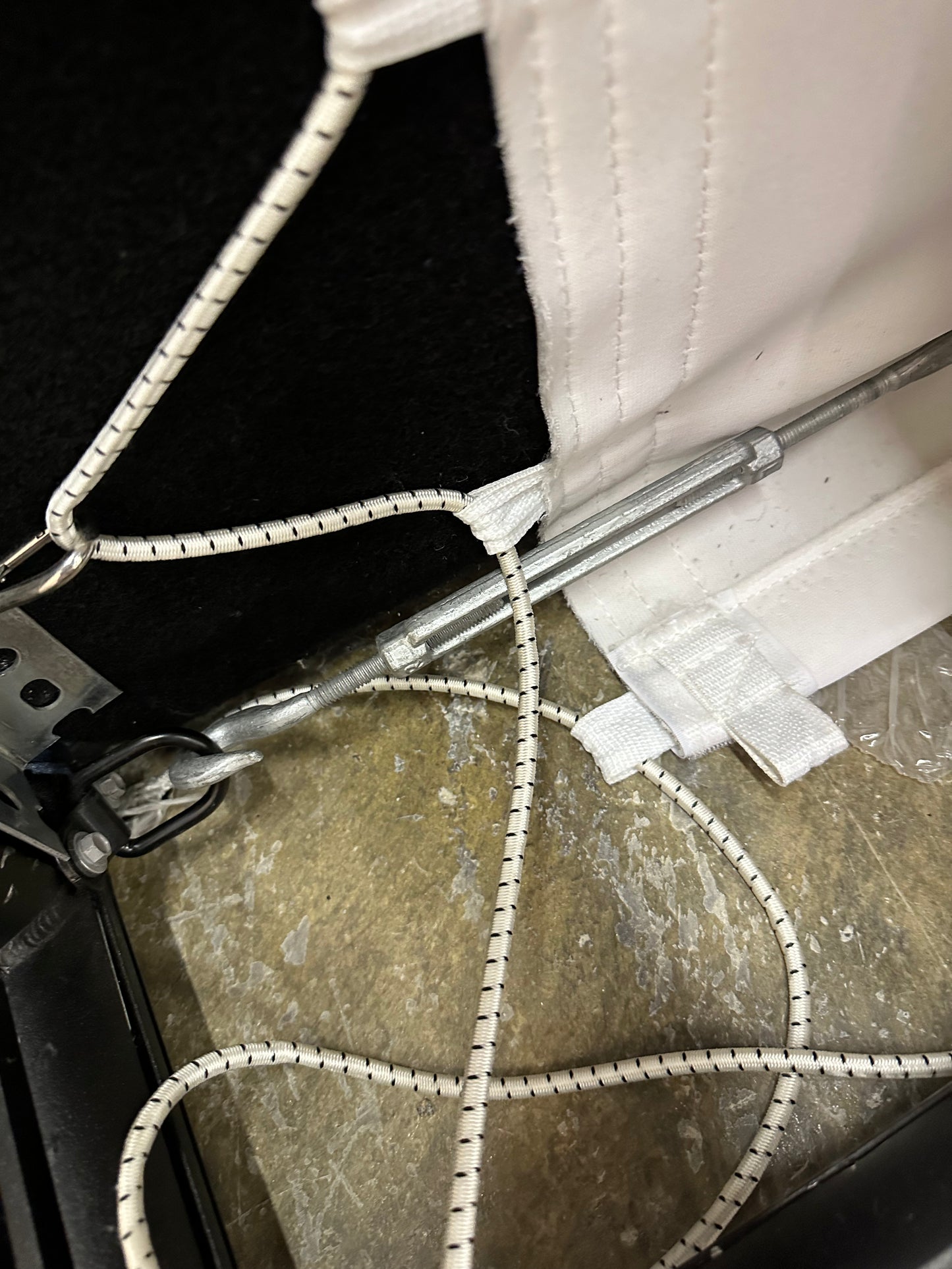 Complete Install Kit for screens with binding loops